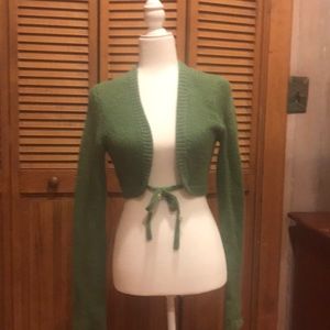 Laurie B size medium cropped green cardigan